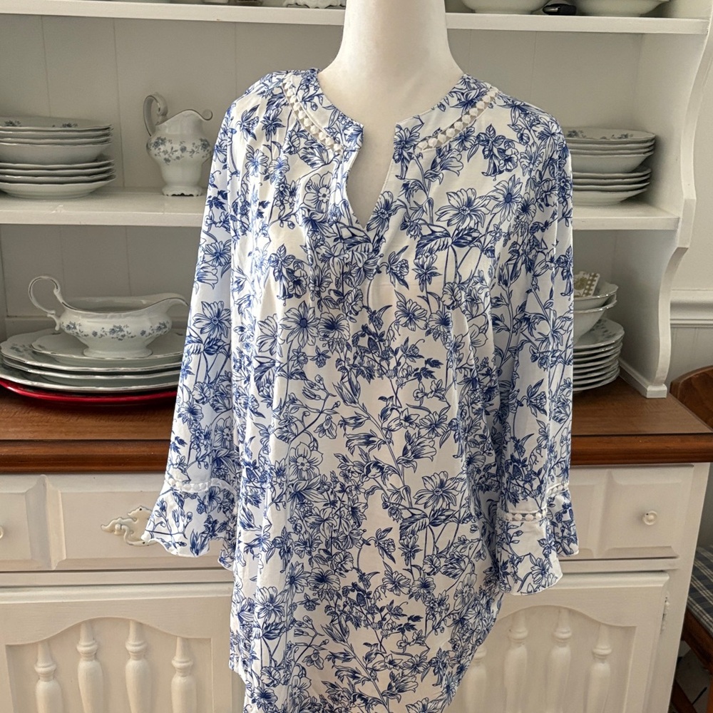 Blue Floral Women's Blouse